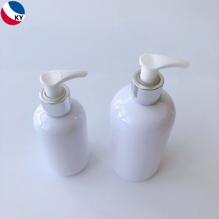 200ml 350ml Boston Round Shoulder PET White Plastic Pump Bottle Cosmetic Shampoo Bottle Packaging with Silver Pump