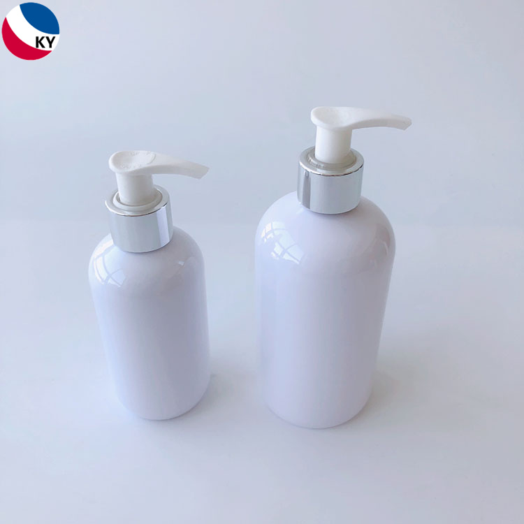 200ml 350ml Boston Round Shoulder PET White Plastic Pump Bottle Cosmetic Shampoo Bottle Packaging with Silver Pump
