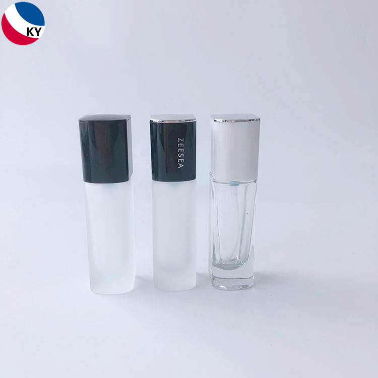 Frosted Clear Round Square 30ml Cosmetic Lotion Foundation Glass Pump Bottle with Black Silver Pump Cap